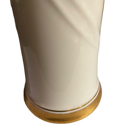 YSL Vase - Picture 5 of 6